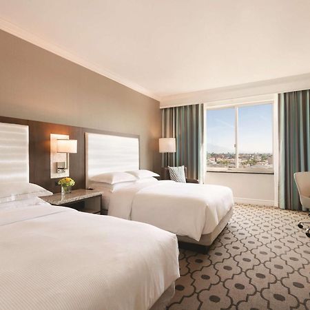 Hilton Los Angeles/Сан-Габриэль Экстерьер фото